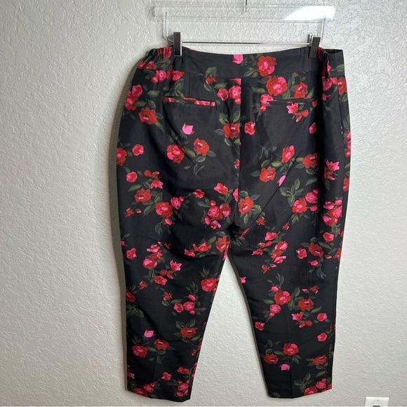 Talbots Rose Floral Heritage Pants - Picture 3 of 5